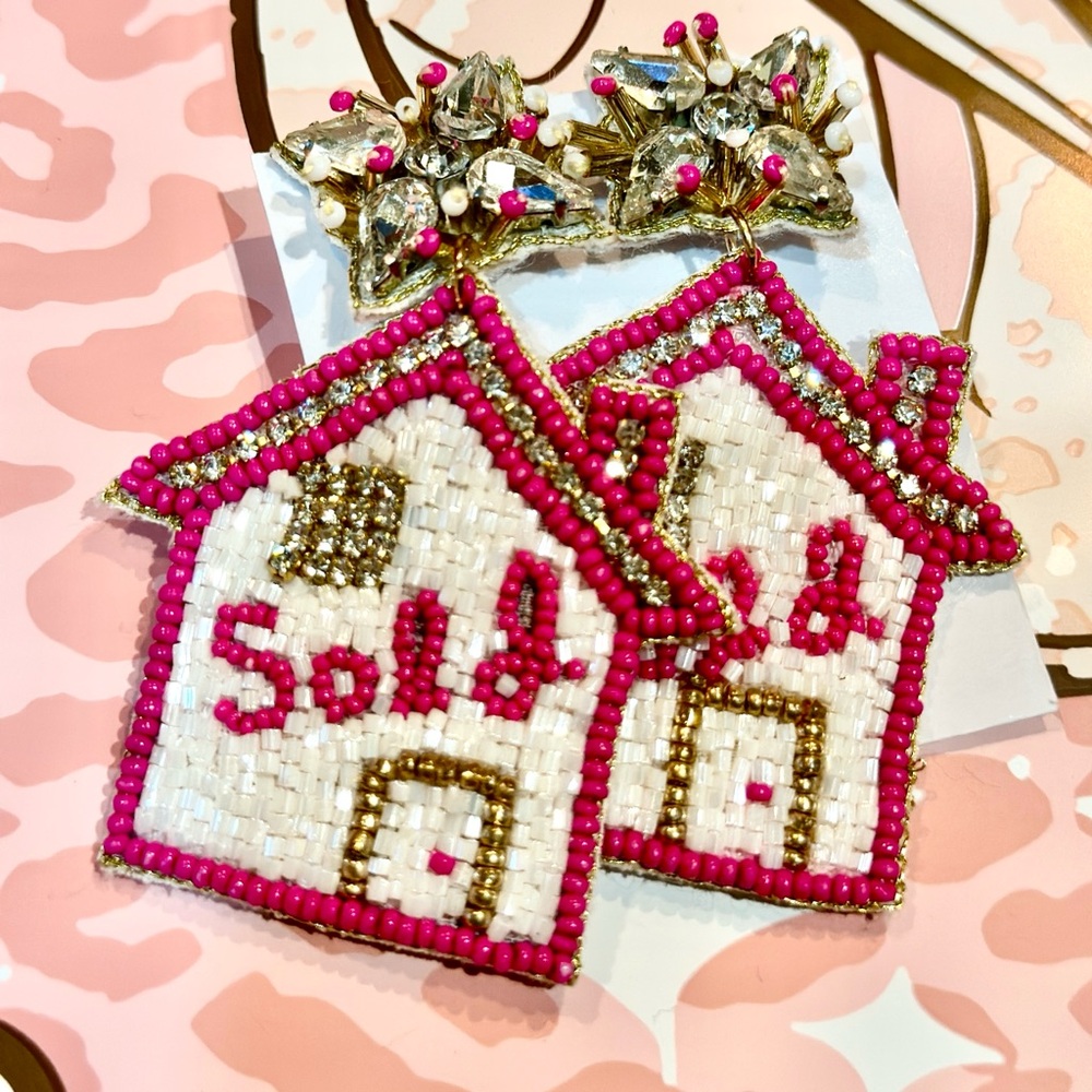 Sold earrings for Realtors🩷🩷